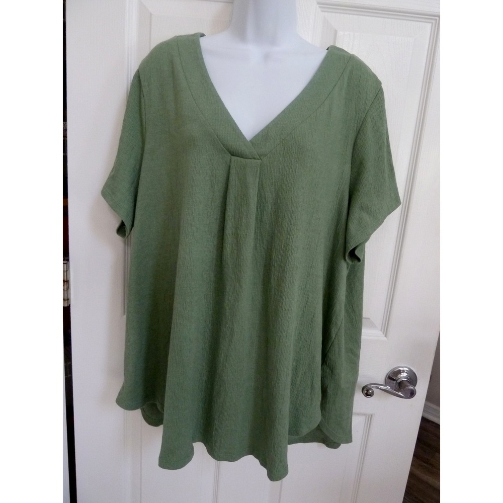 Lane Bryant Green Textured V-Neck Pullover Top Plus Size 18/20 Short Sleeve
